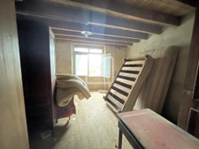 Maison de village en pierres à rénover   Un beau projet au f 9