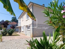 A SAISIR jolie maison ou vous poserez vos meubles 3