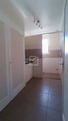 Maison avec 2 appartements. Intéressante pour investisseurs 6