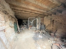 Maison de village en pierres à rénover   Un beau projet au f 10