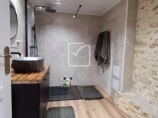 maison en pierres impeccable et grande dépendance 13