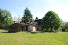 Maison typique du périgord 1