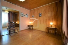 Maison de village avec commerces 4
