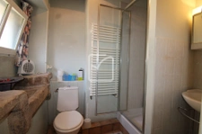 maison en pierres et son gîte 24
