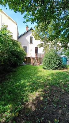 Agréable maison de quartier Saint Georges 17