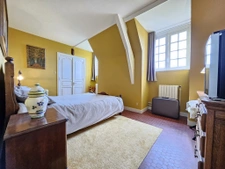 Maison en pierres entièrement relookée dans beau cadre de vi 12