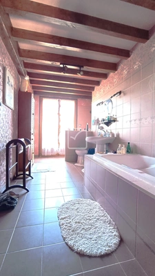 Elégante maison dans un beau cadre de vie. 12