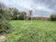 Maison de village en pierres à rénover   Un beau projet au f 11