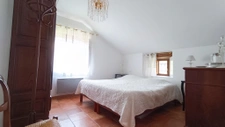 charmante maison en pierres avec dépendances dans un environ 13