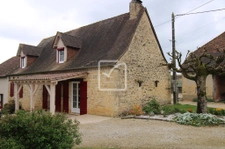 2 maisons et 27 hectares 3