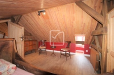 maison ancienne dans joli hameau en pierres 11