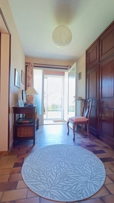 Grande maison de plain pied. 10
