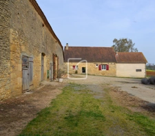 2 maisons et 27 hectares 1
