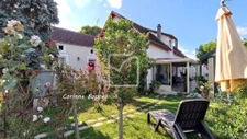 Grande maison bien entretenue, idéale pour famille. 1