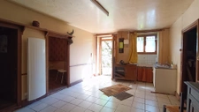 Petite périgourdine à restaurer sur 8 ha. 14