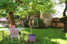 maison ancienne dans joli hameau en pierres 5