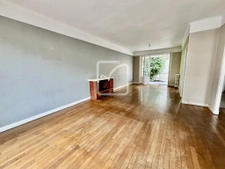 Belle maison en pierre de 154 m2 située quartier des Lycées, 4