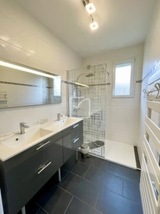Maison de plain pieds 90 m2 3 chambres 10