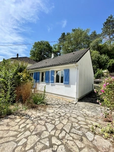 Maison de plain pieds de 74 m2 à rénover quartier des impôts 1