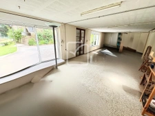 Bel ensemble immobilier situé à 2 minutes de pompadour, avec 18