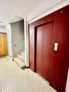 Appartement traversant de 107 m2 3 chambres  12