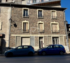 Maison mitoyenne de 128 m2 en centre ville d'Uzerche 1