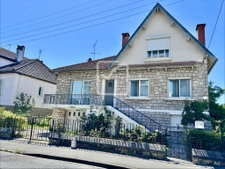 Belle maison en pierre de 154 m2 située quartier des Lycées, 1