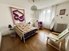 Belle maison en pierre de 154 m2 située quartier des Lycées, 8