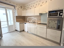 Belle maison en pierre de 154 m2 située quartier des Lycées, 3