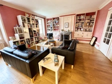 Bel ensemble immobilier situé à 2 minutes de pompadour, avec 13
