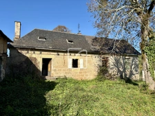 Maison en brasier + grange à rénover 3