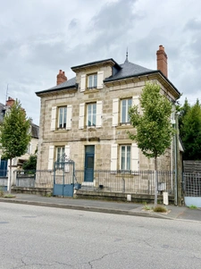 Très jolie maison Briviste 1