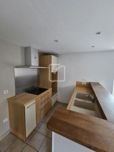 EXCLUSIVITE : Maison en pierre + Grange à 5 min de Brive sur 6