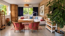 Ensemble Maison et gite + grange - 168m2 habitables -  1ha d 4
