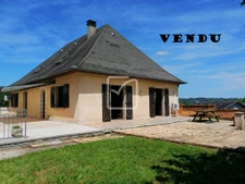 Maison et dépendances 1