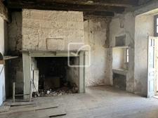 Petite maison à restaurer 6