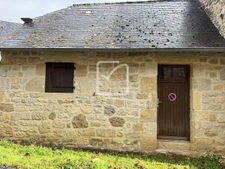 Petite maison à restaurer 12