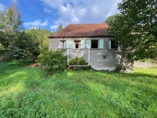 Maison et dépendances 11