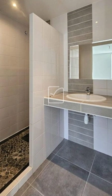 COUP DE COEUR A TREMEOC - LONGERE 150M2 - 2 HABITATIONS SUR  8