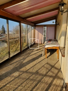 Maison de Village avec véranda et terrain 4