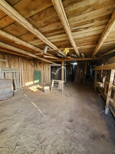 Maison de Village avec véranda et terrain 11