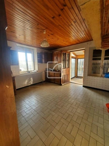 Maison de Village avec véranda et terrain 5