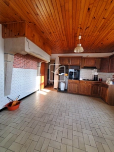 Maison de Village avec véranda et terrain 7