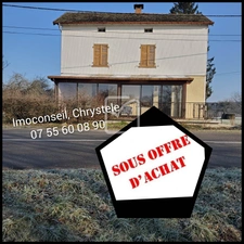 Maison de Village avec véranda et terrain 15