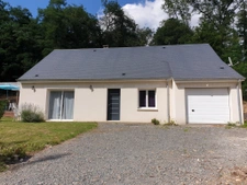 Maison récente 4 chambres + 1 bureau