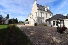  Demeure de Prestige de 320 m2 sur 4.8 Hectares