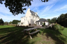  Demeure de Prestige de 320 m2 sur 4.8 Hectares