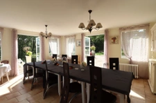  Demeure de Prestige de 320 m2 sur 4.8 Hectares