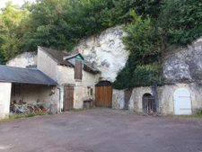  Authentique maison de vigneron avec dépendances