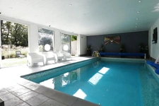  Demeure de Prestige de 320 m2 sur 4.8 Hectares